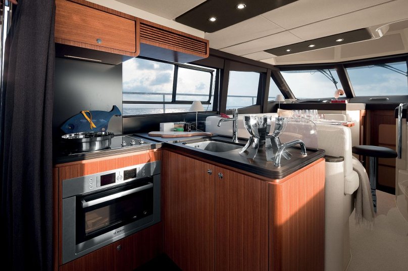 Азимут 43 яхта