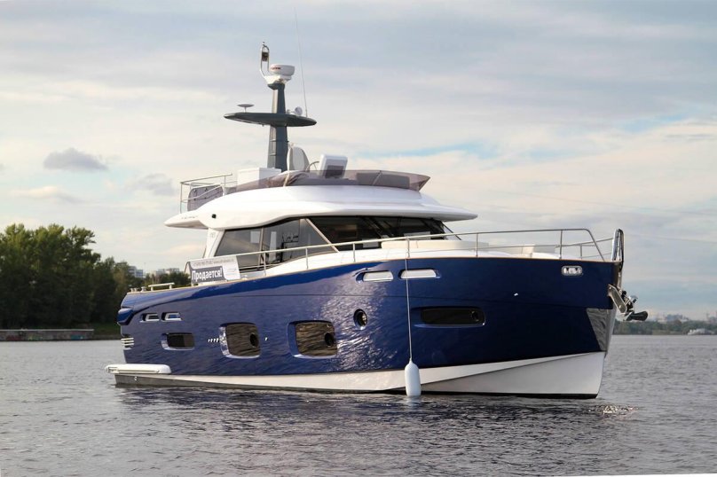 Азимут 66 Magellano