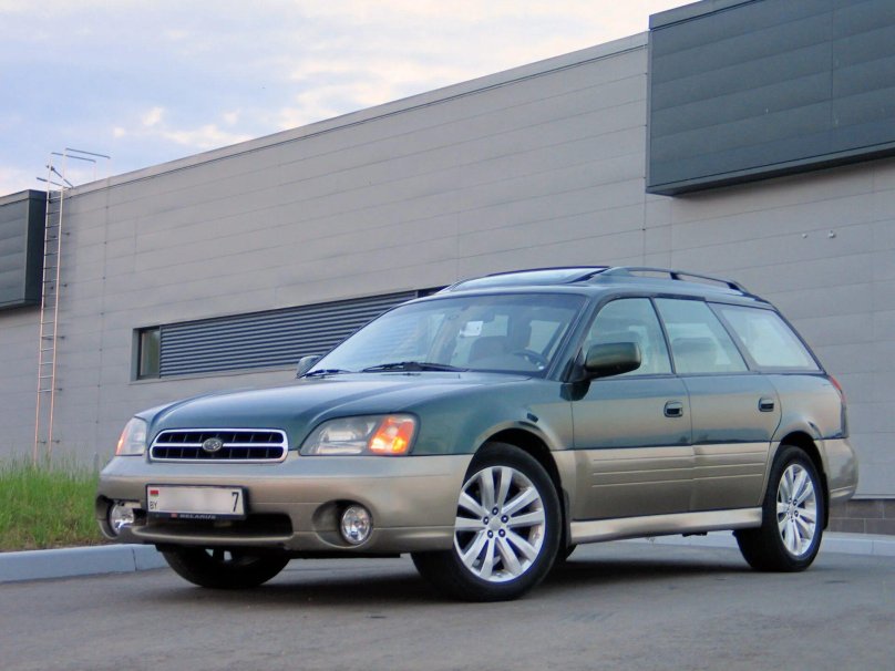 Subaru Legacy Outback 2