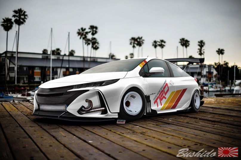 Toyota Prius TRD