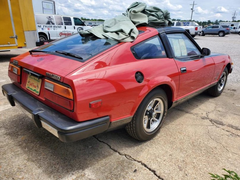 Ниссан Датсун 1980