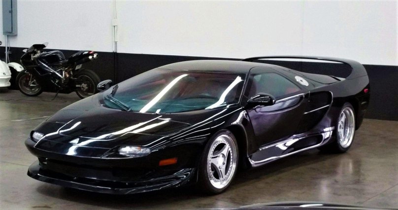 Ламборгини molten m12