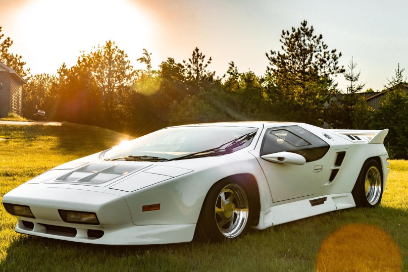 Vector w8 Twin Turbo