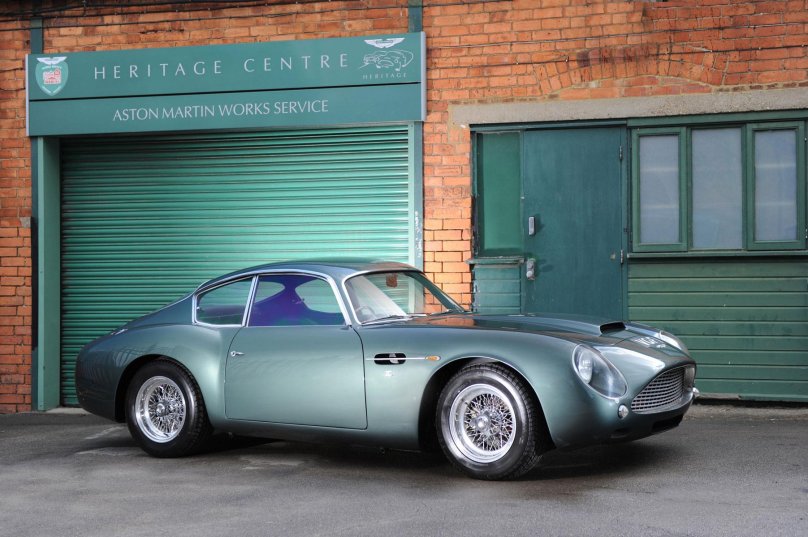 Aston Martin db4 gt
