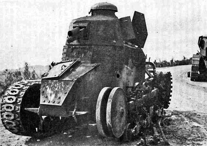 Подбитый Рено ФТ 17