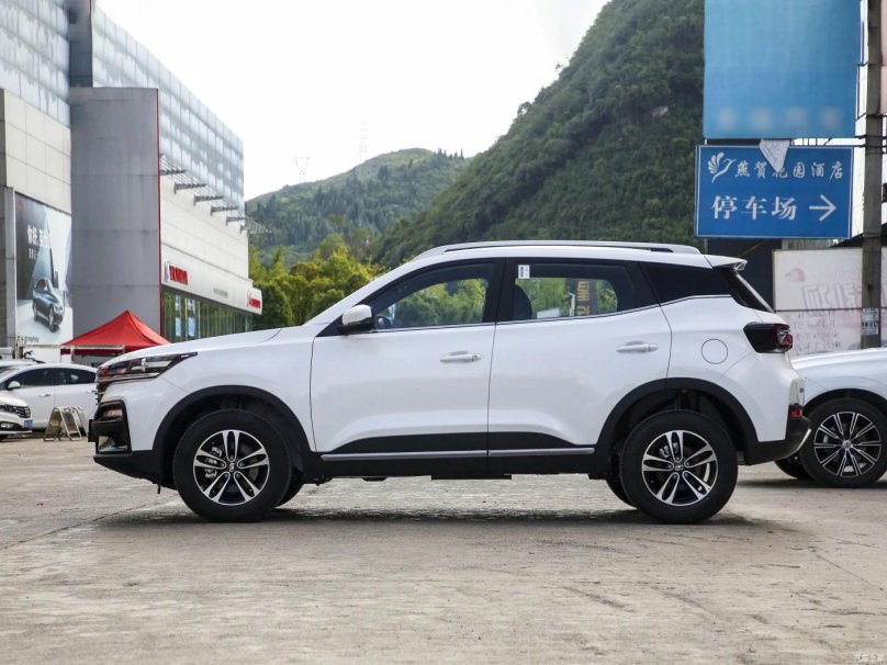 Кроссовер Kaiyi x3