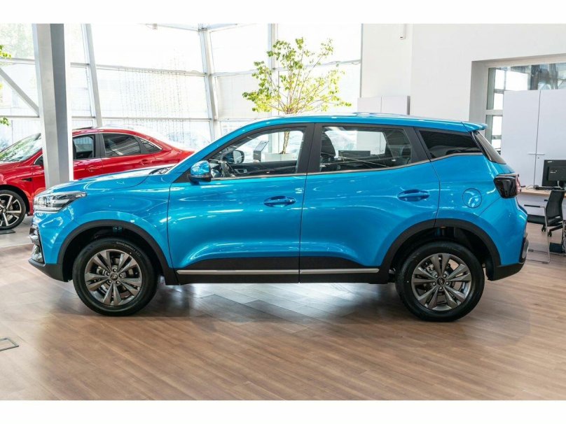 Кроссовер КАИ Икс 3