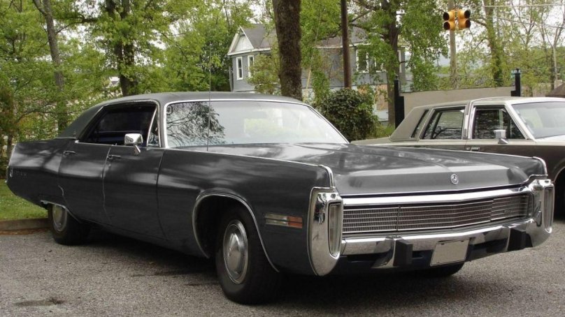 Крайслер Империал