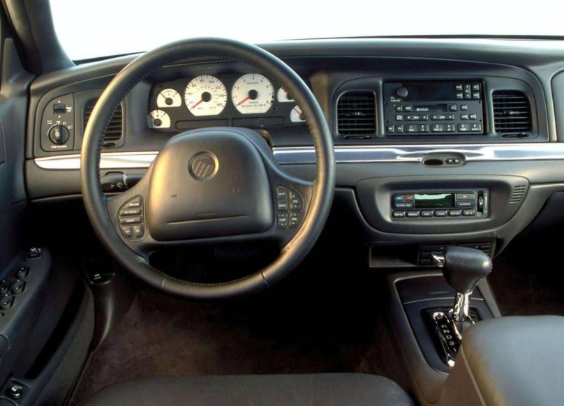 Mercury Marauder 2004 салон