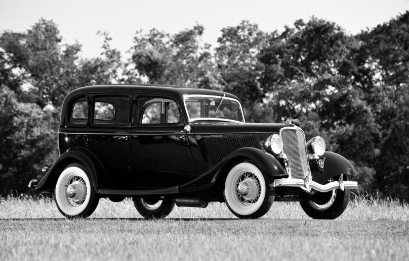 1933 Ford model 40 Deluxe Fordor