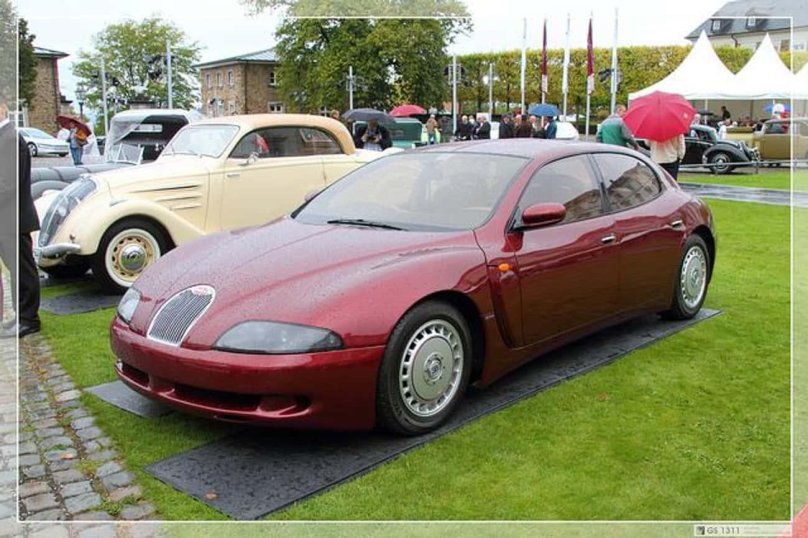 Бугатти EB 112