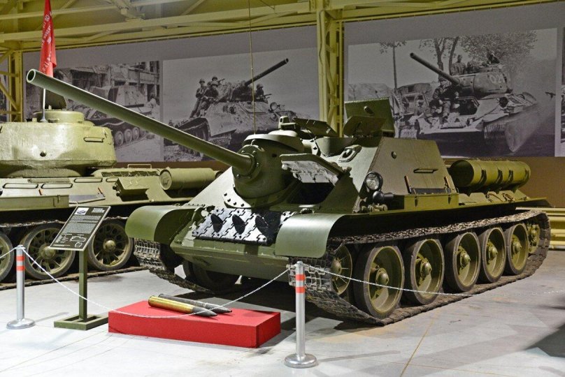 Самоходная пушка Су-85