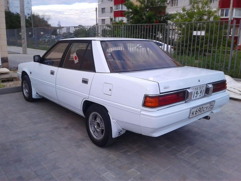 Митсубиси Галант 1987