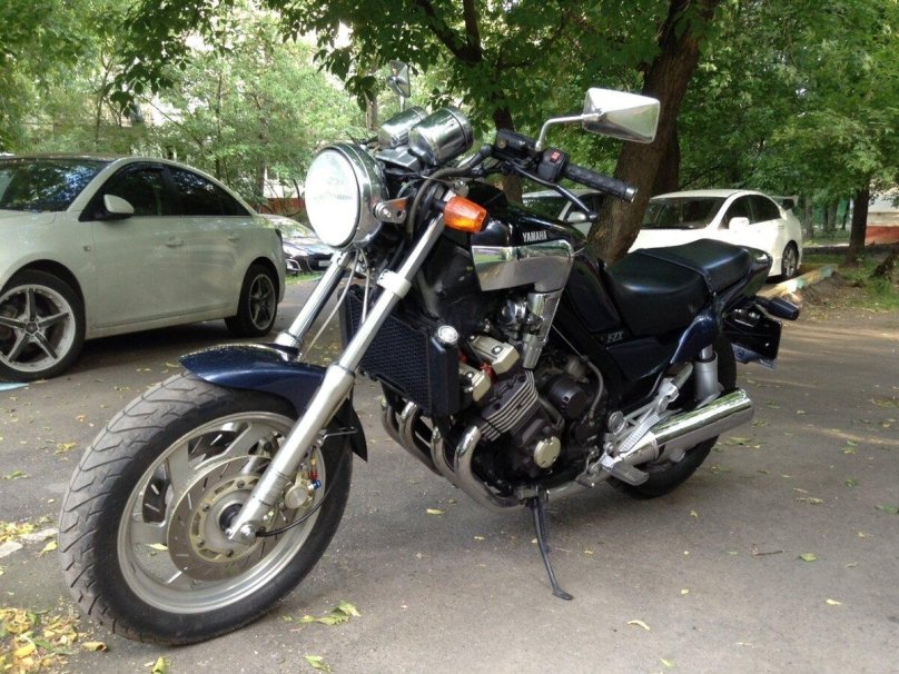 Мотоцикл Yamaha FZX 750