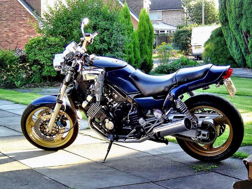 FZX 750 Yamaha fazer