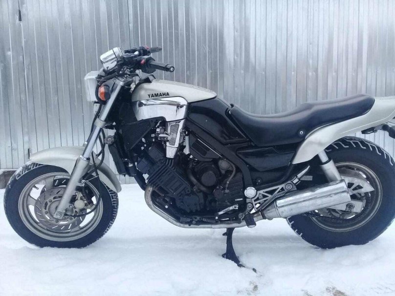 Yamaha FZX 750 кофр