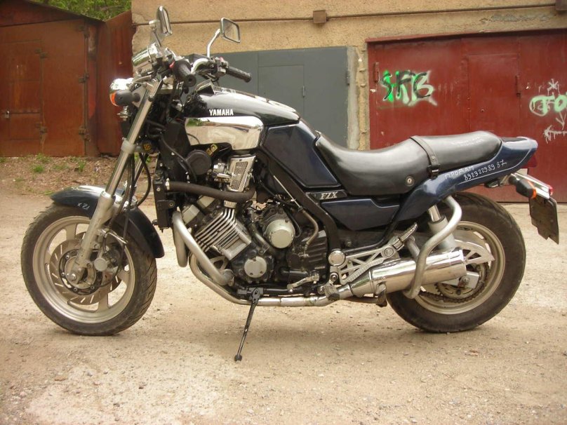 Мотоцикл Yamaha FZX 750
