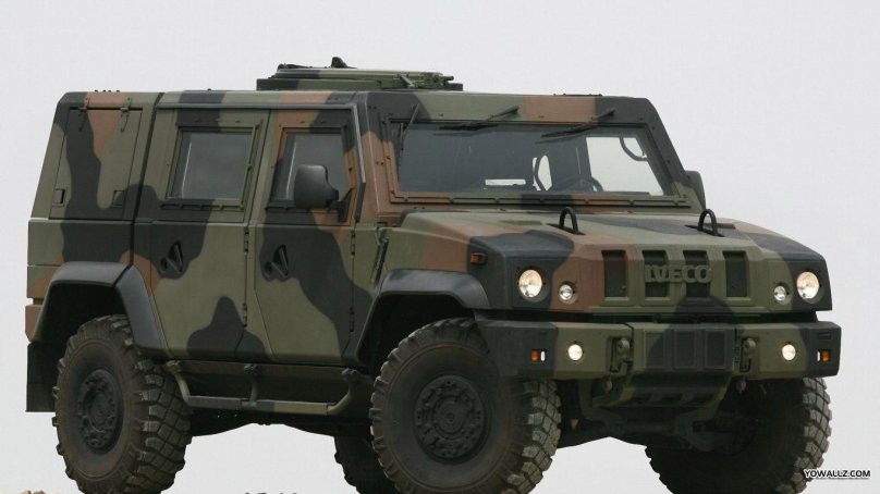 Iveco LMV Рысь