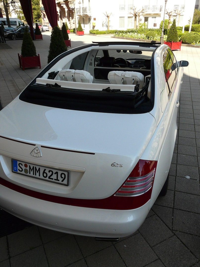 Maybach 62s Landaulet
