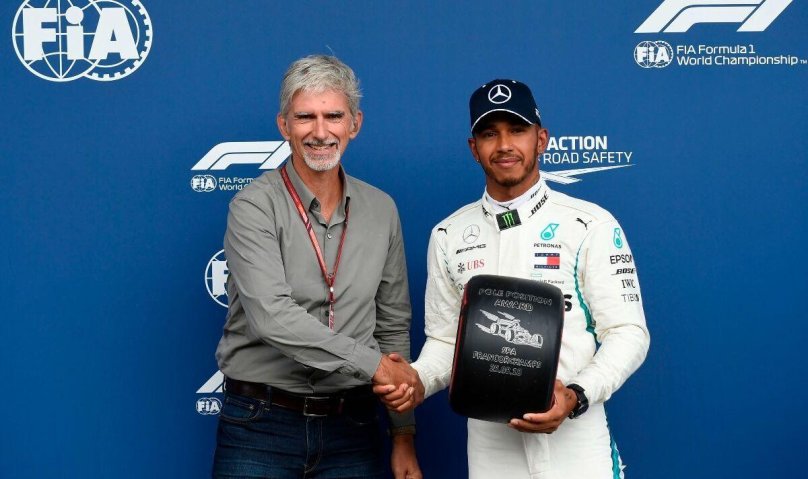 Чемпион по формуле 1 Деймон Хилл