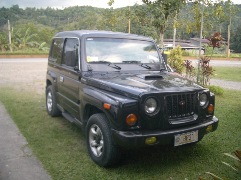 Киа Ретона джип