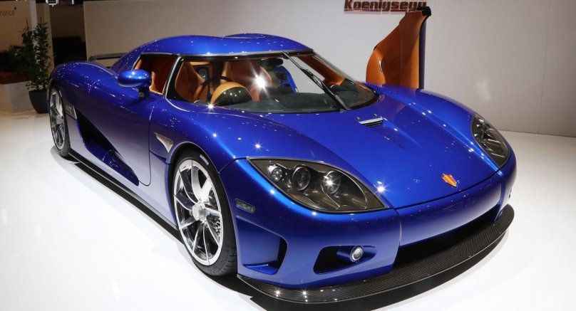 2006 Koenigsegg CCX красный цвет