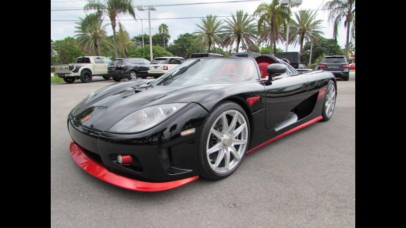 . Koenigsegg CCXR Trevita (2009)
