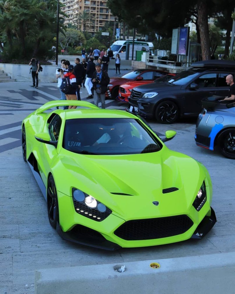 Ламборгини зенво