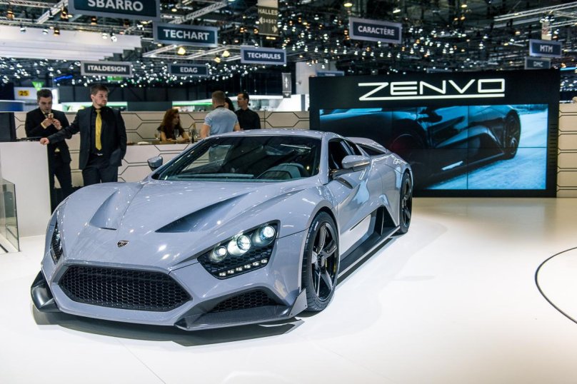 Машина Zenvo st1