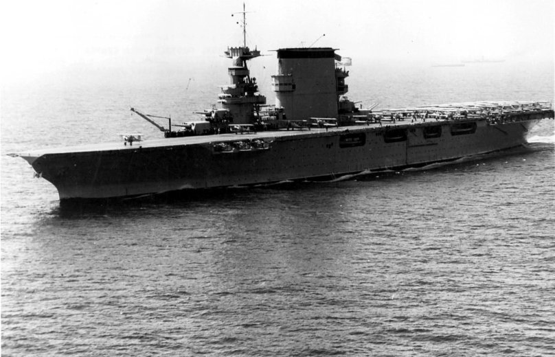 Авианосец Лексингтон 1942