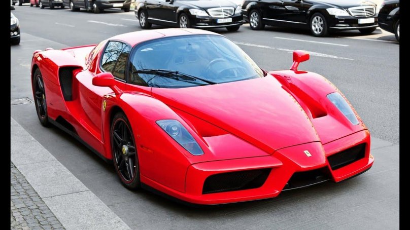 Феррари Энзо 2022