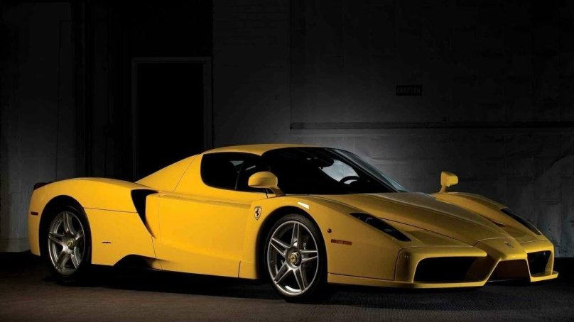 Феррари Энзо жёлтая