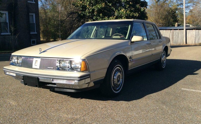 Олдсмобиль Катлас 1986