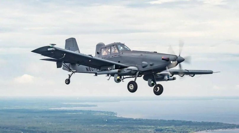 Самолет Air tractor at-802u