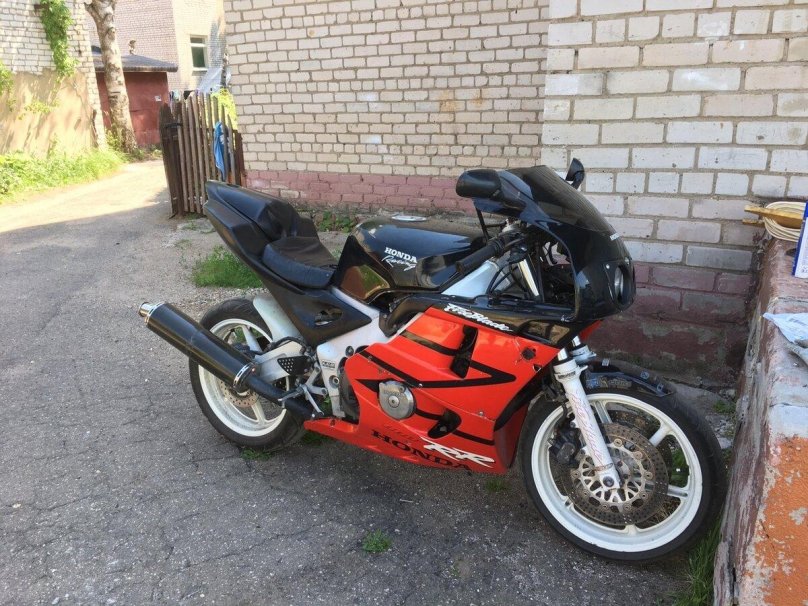 Хонда СБР 400 1993