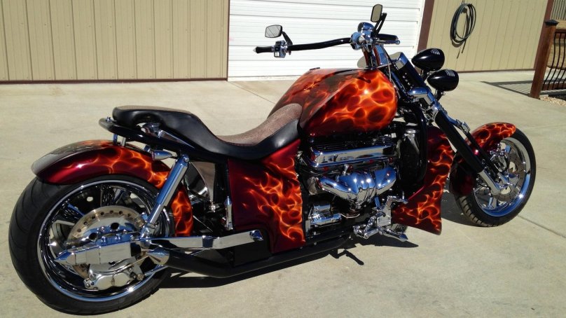 Мотоцикл босс Хосс 5.7