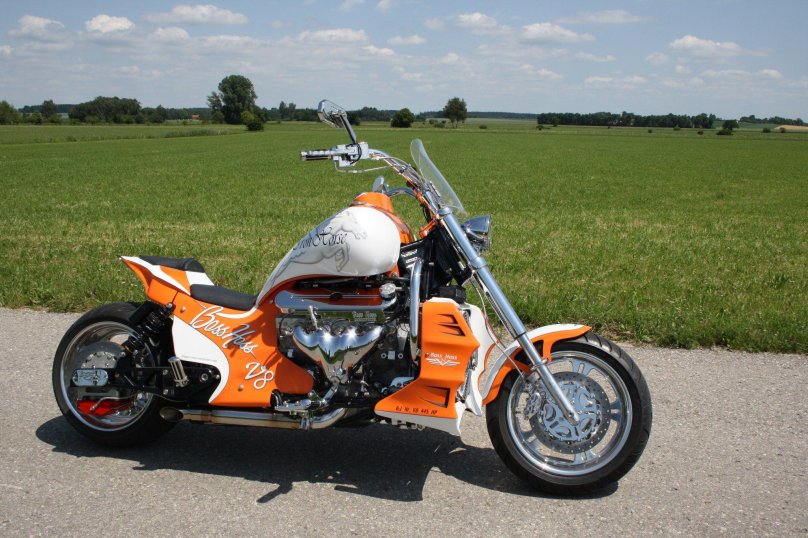 Мотоцикл босс Хосс 5.7