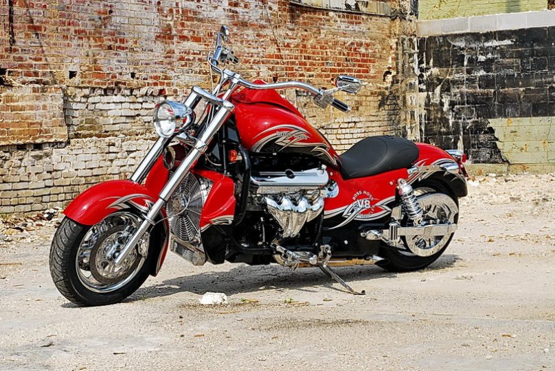 Мотоцикл Boss Hoss v8