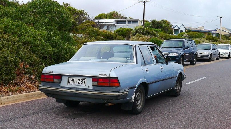 Mazda 626 sedan