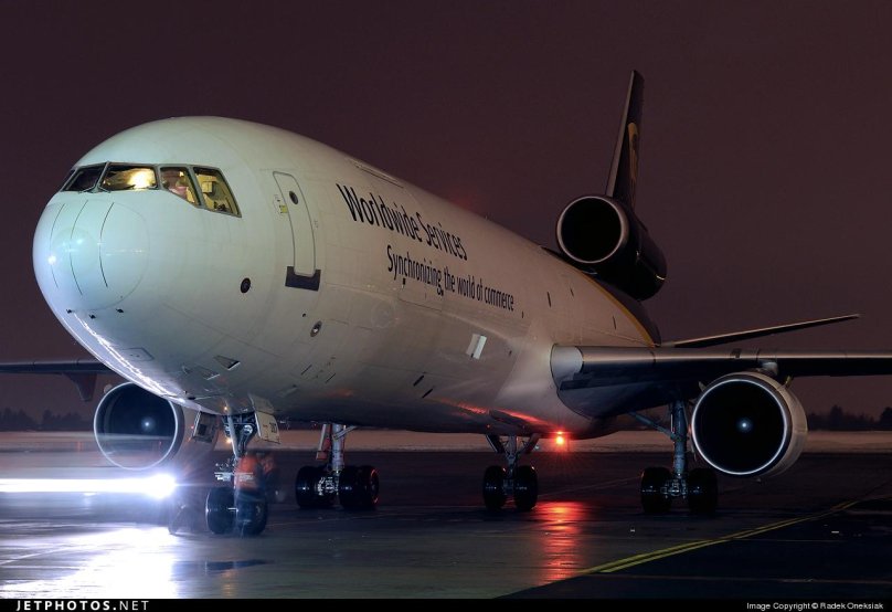 MD-11 ups