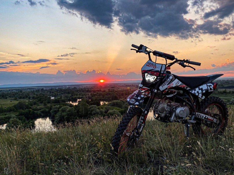 Питбайк Regulmoto Seven medalist 150e