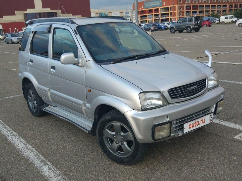 Дайхатсу Териос 1998