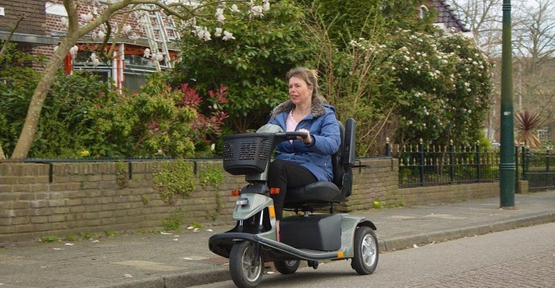 Скутер Альпина