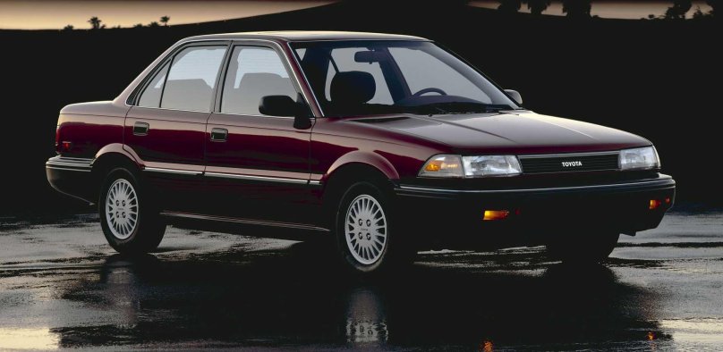 Toyota Corolla e90 sedan