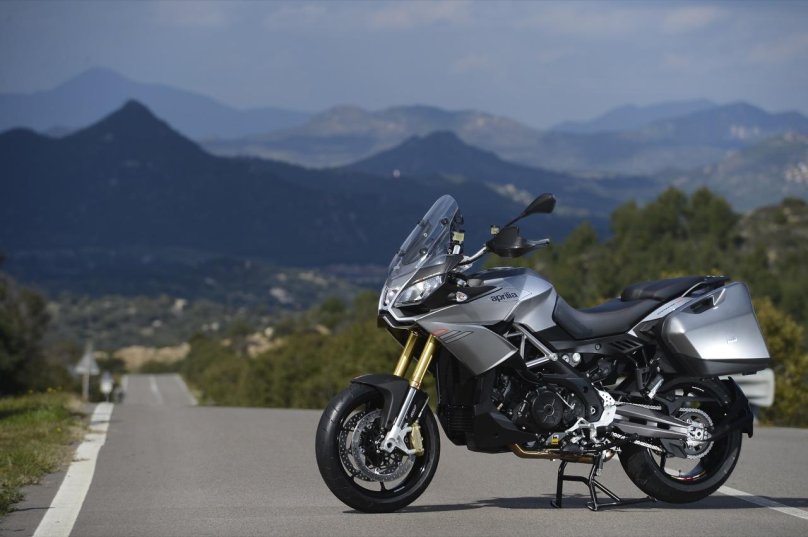 Априлия эндуро турист