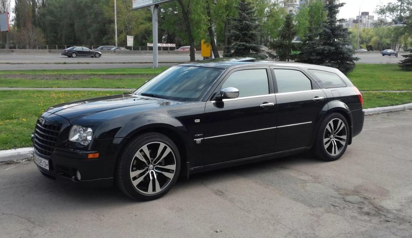 Chrysler 300c универсал