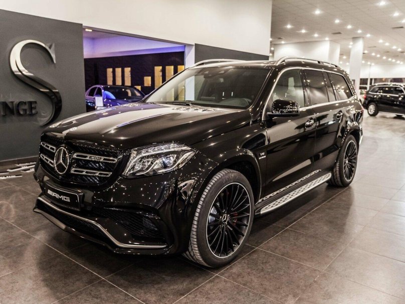 Мерседес gl 63 AMG 2018 чёрный