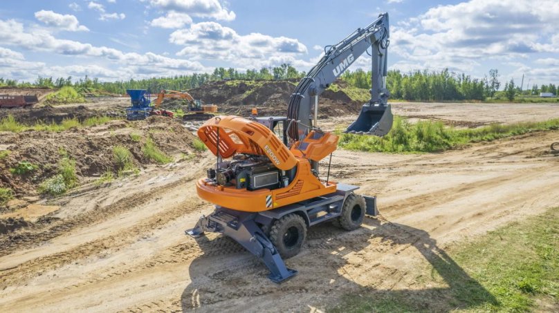 Экскаватор е200с