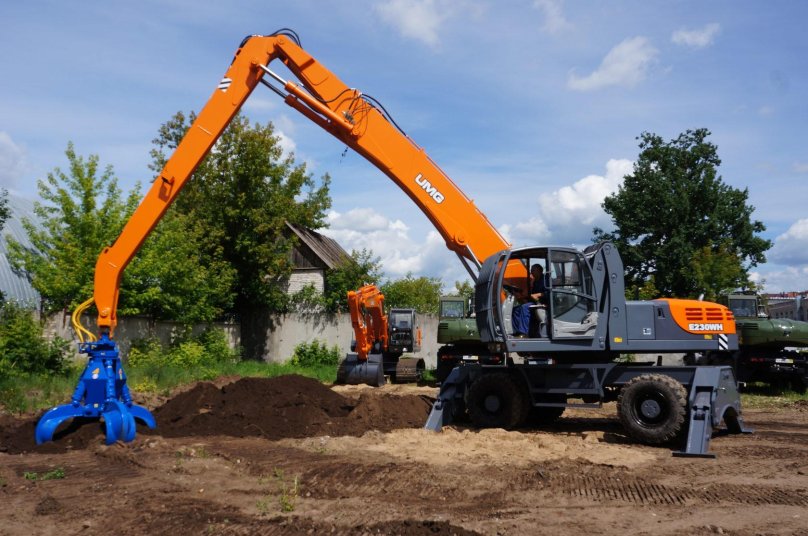 Перегружатель е 230