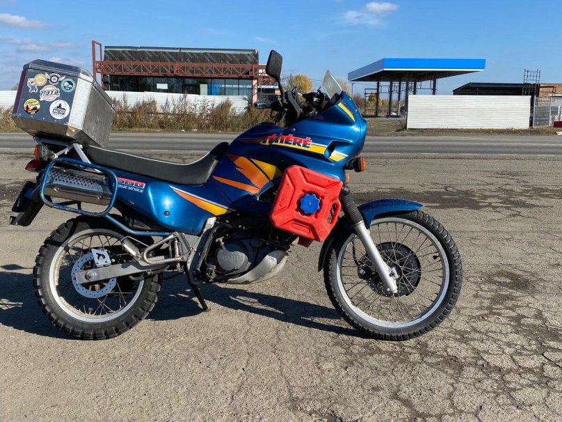 Канистра для турэндуро